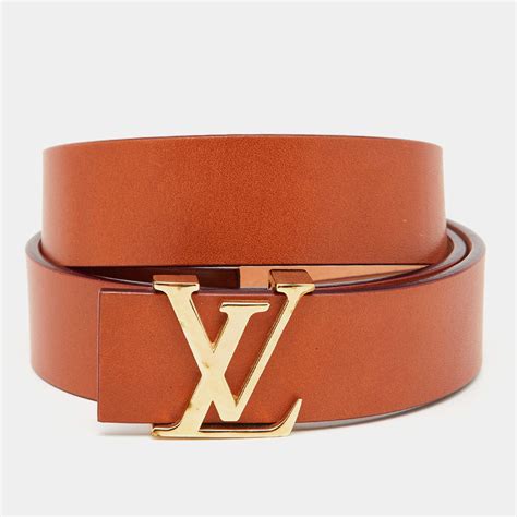 Louis Vuitton Initiales Monogram Women's Leather Belt / Model